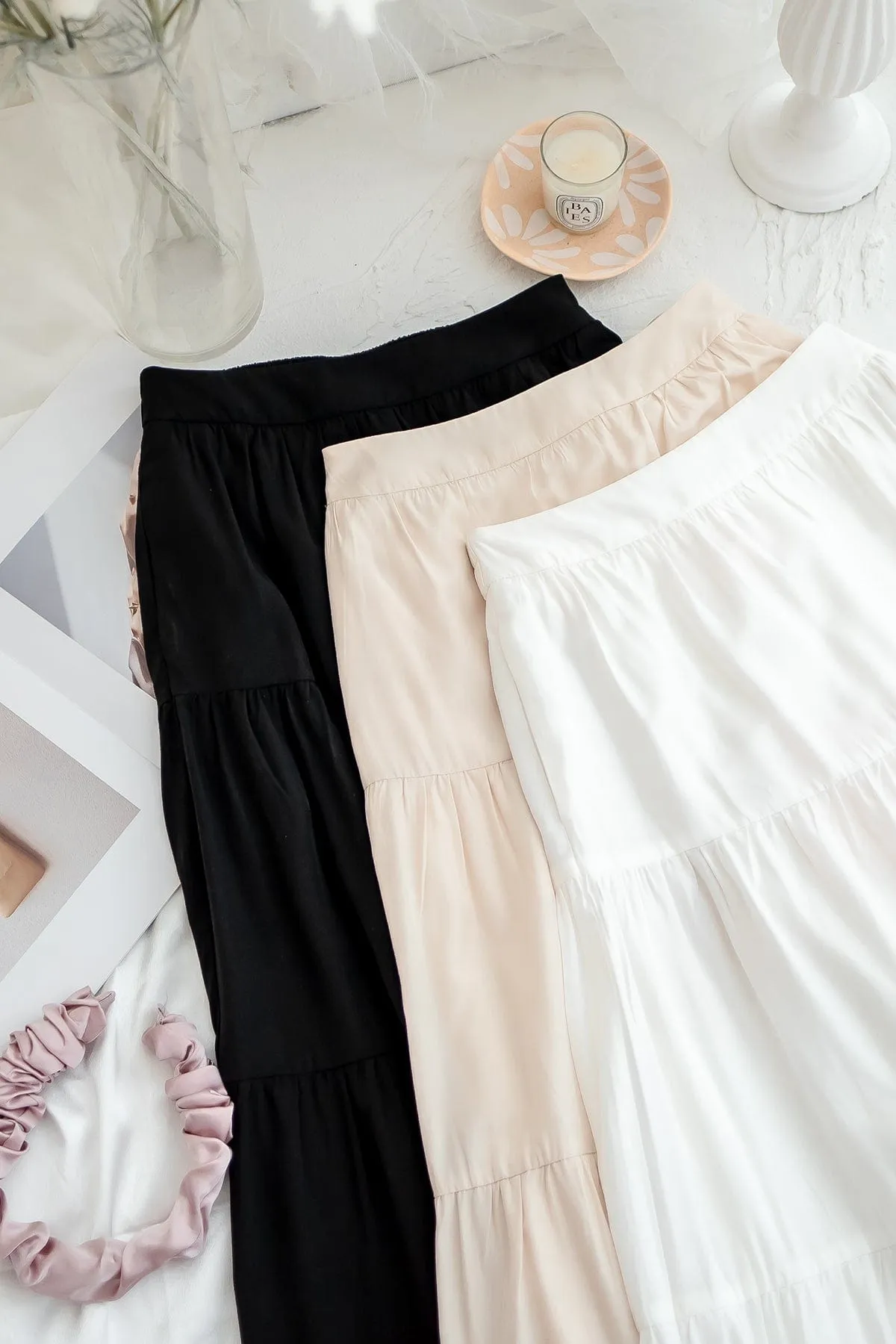 AMOR MAXI SKIRT IN WHITE