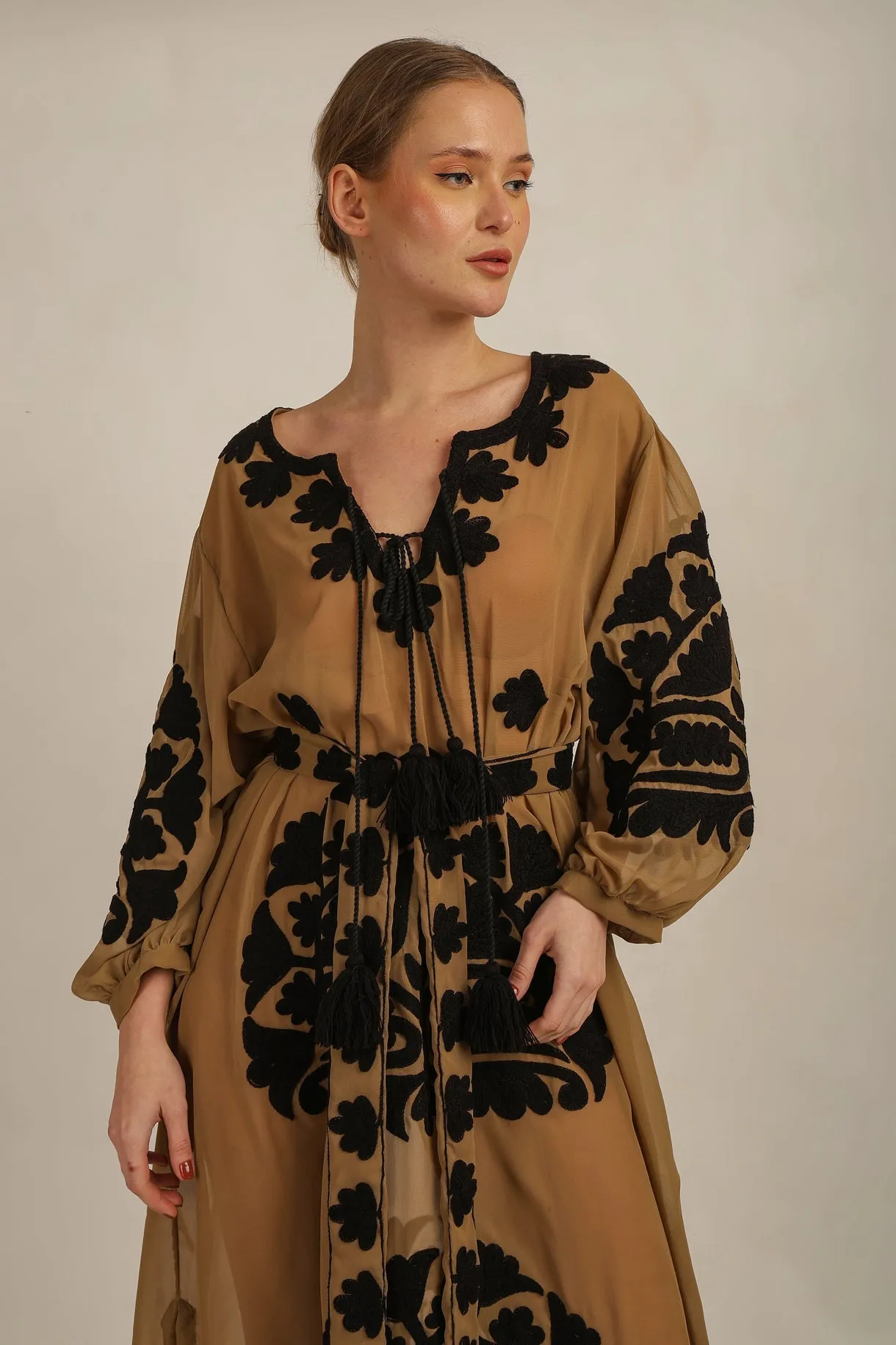 Anannasa - Away Dress - Beige