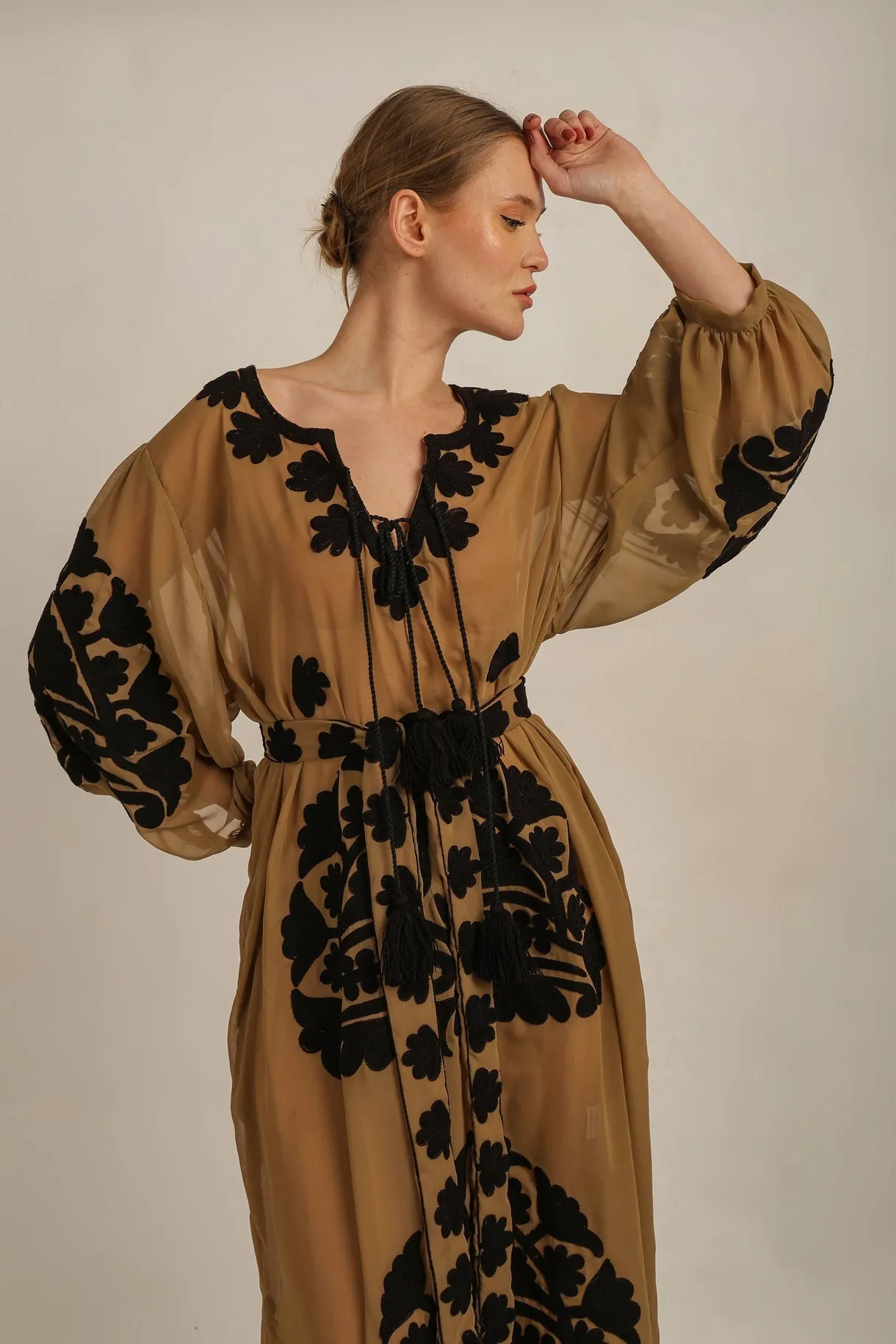 Anannasa - Away Dress - Beige