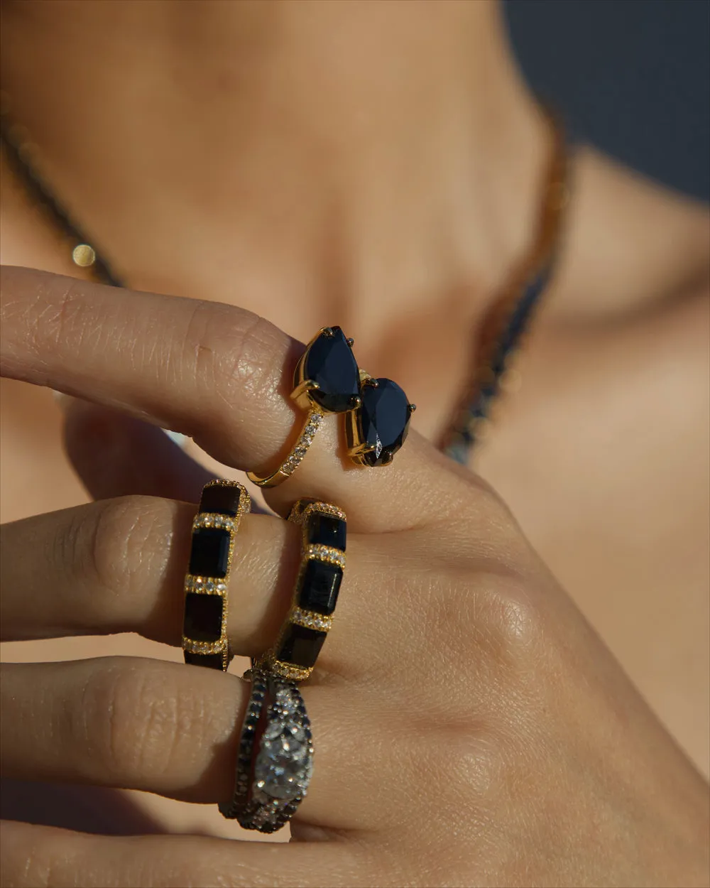 Cleo Wrap Ring (Black/Gold)