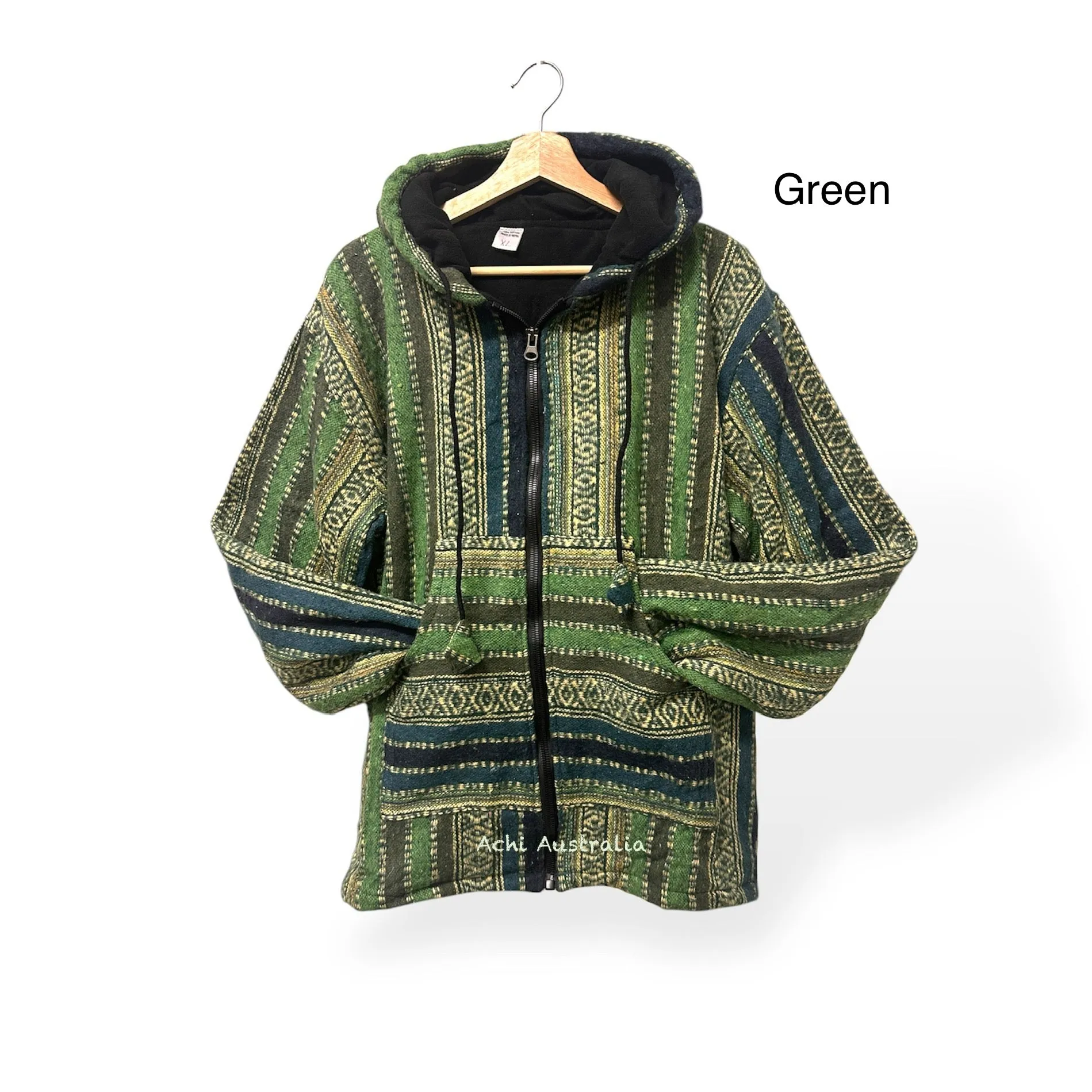 Cotton jacket with hoodie and zipper close