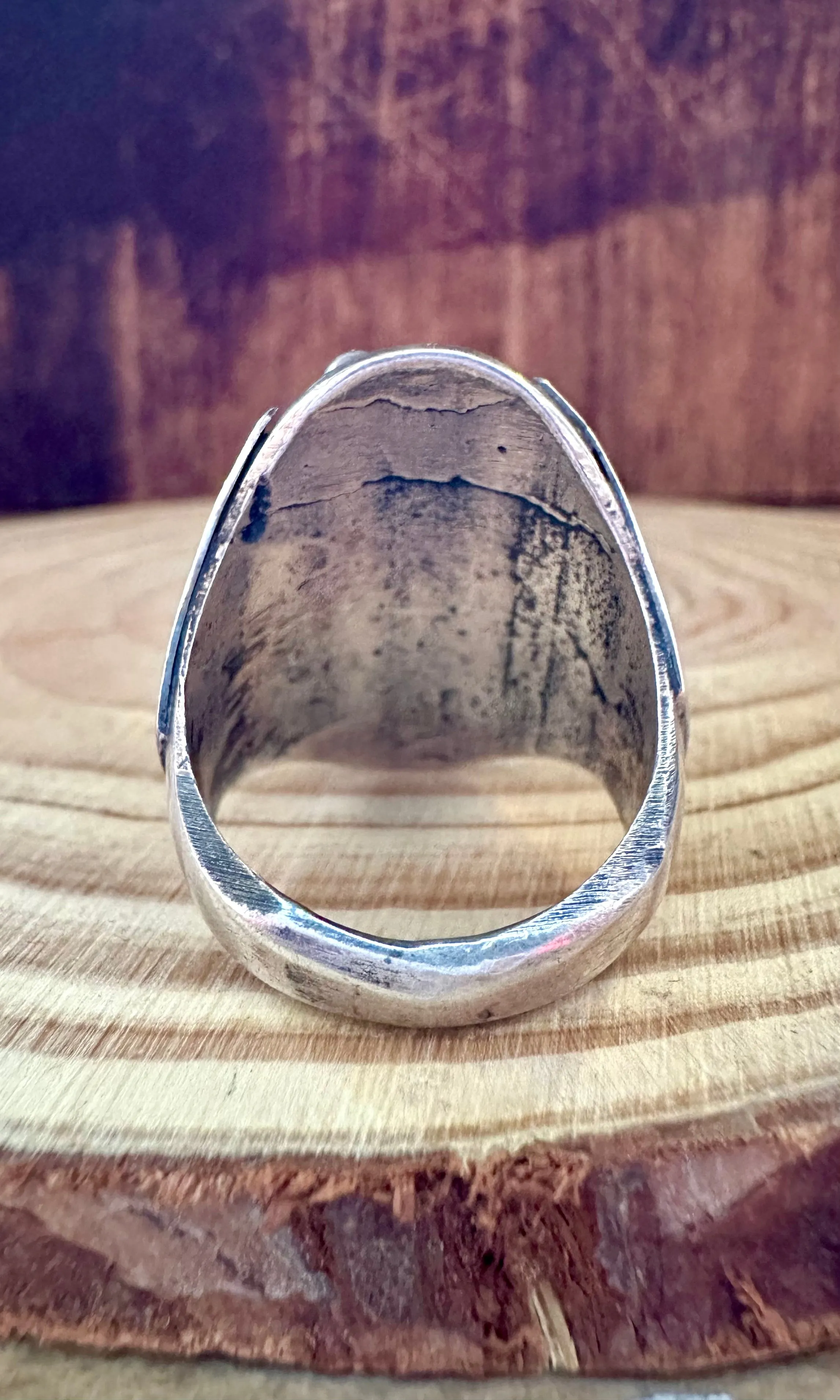 DIG DEEP 1970s Vintage Turquoise and Silver Mens Ring • Size 10 1/2
