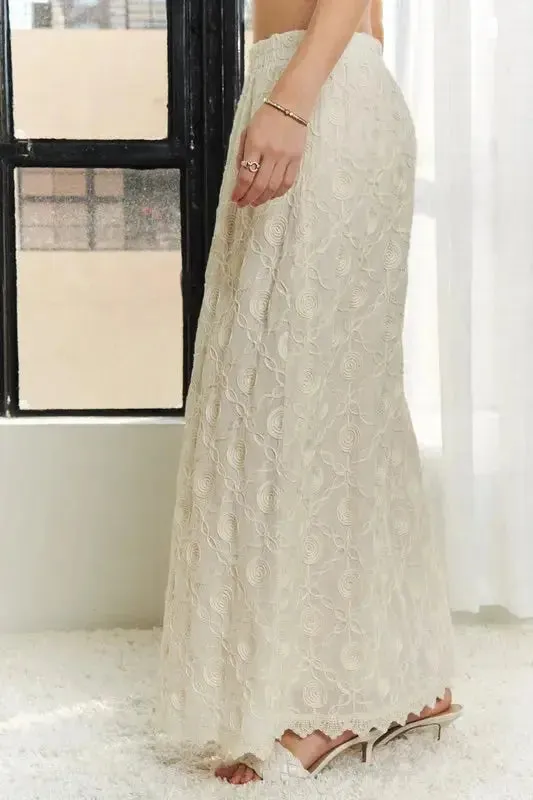 Elastic Waist Applique Maxi Skirt – Elegant, Comfortable & Flattering for All-Day Wear