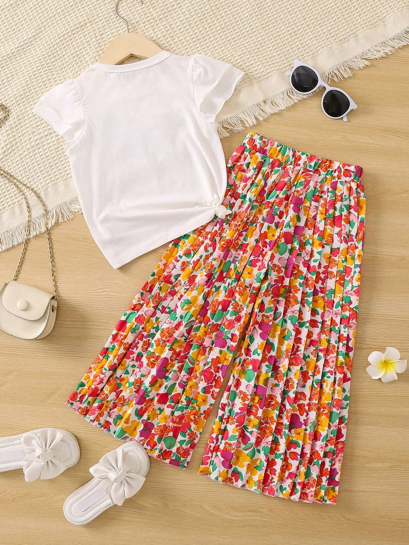 Flower skirt |Young Girl Flower Print Portrait Top Skirt
