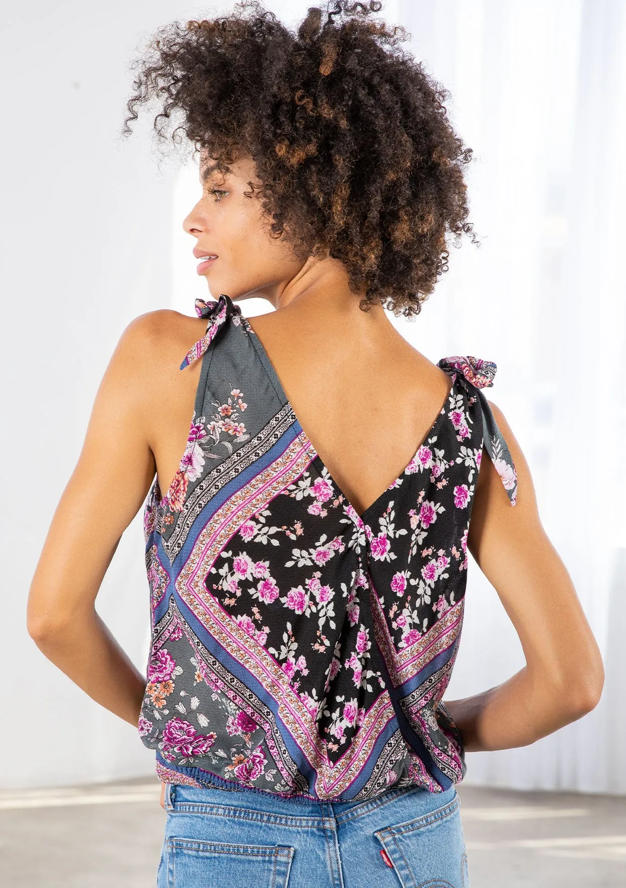 Geometric Floral Print Surplice Tank Top
