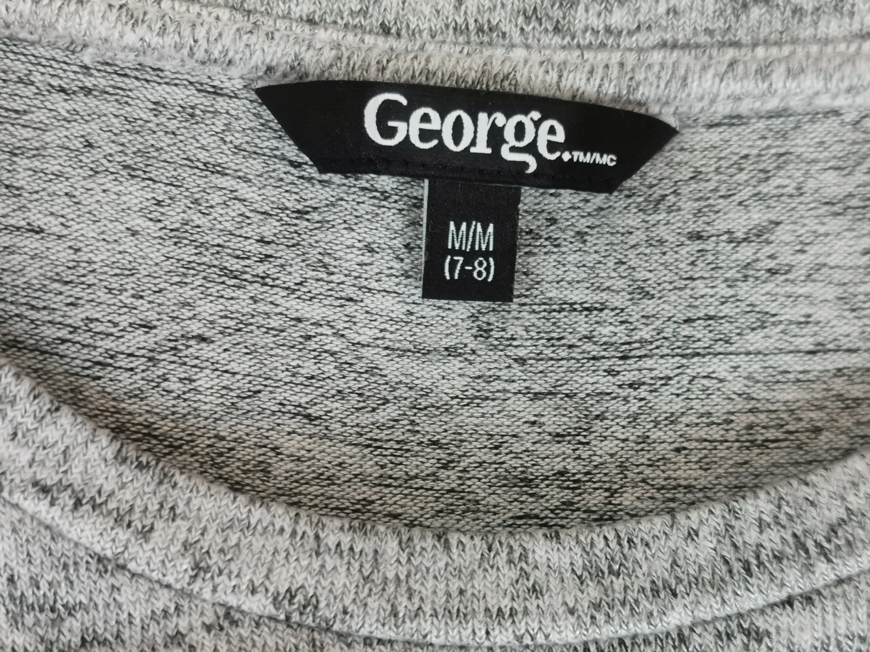 GIRL SIZE MEDIUM (7/8 YEARS) - GEORGE, Super Soft Knit, Open Side Slit Sweater EUC B32