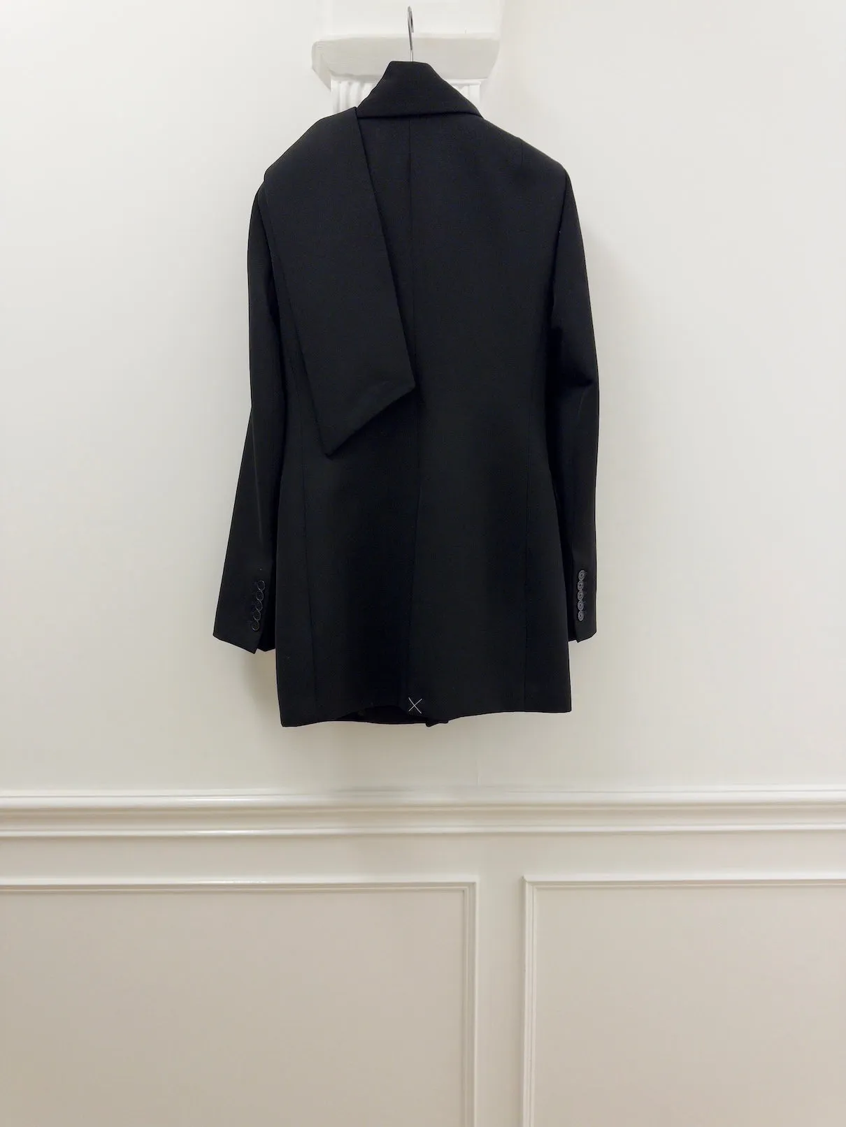 Lavalliere Collarbone Jacket
