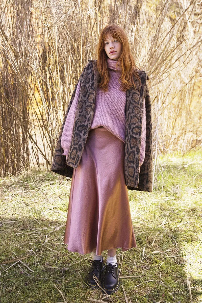 LONG SATINY SKIRT