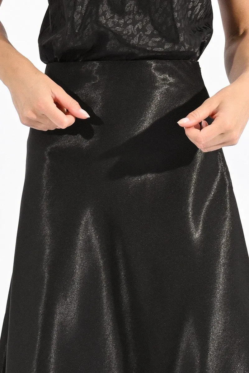 LONG SATINY SKIRT