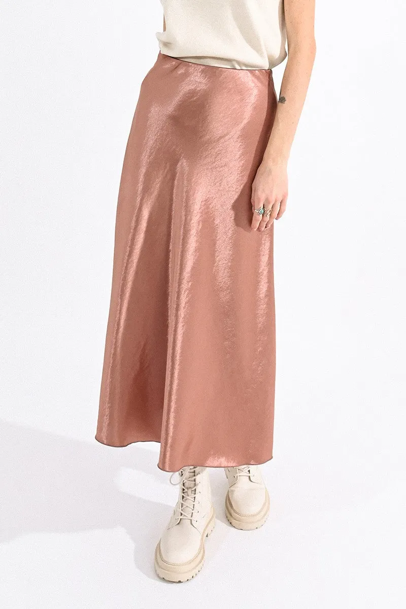 LONG SATINY SKIRT