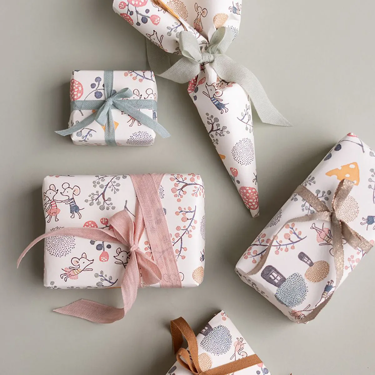 Maileg Gift Wrap Roll - Mice Party