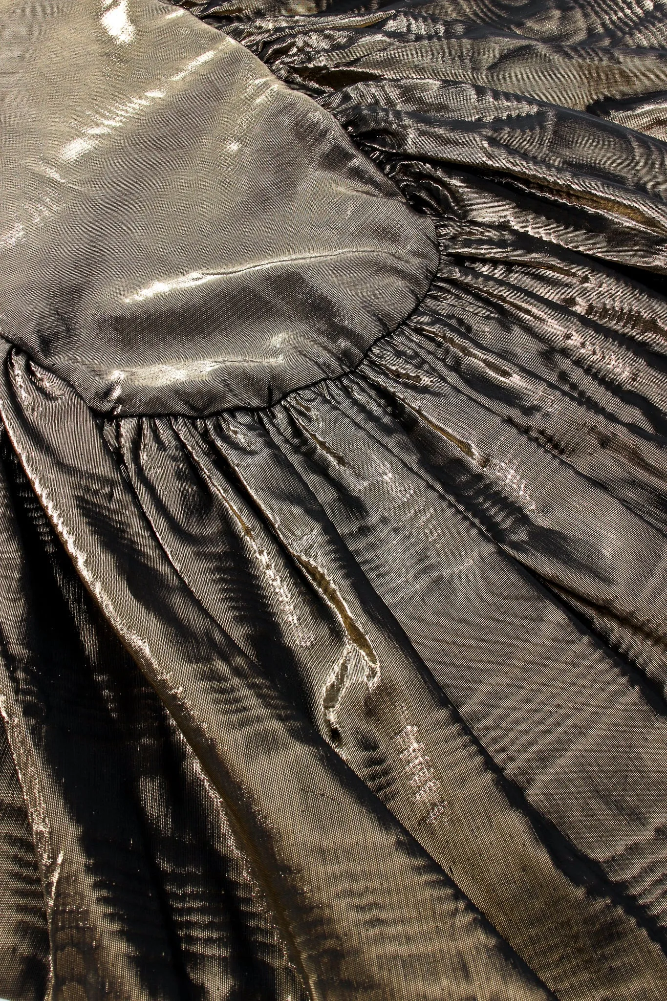 Metallic Moiré Velvet Ruffle Wrap