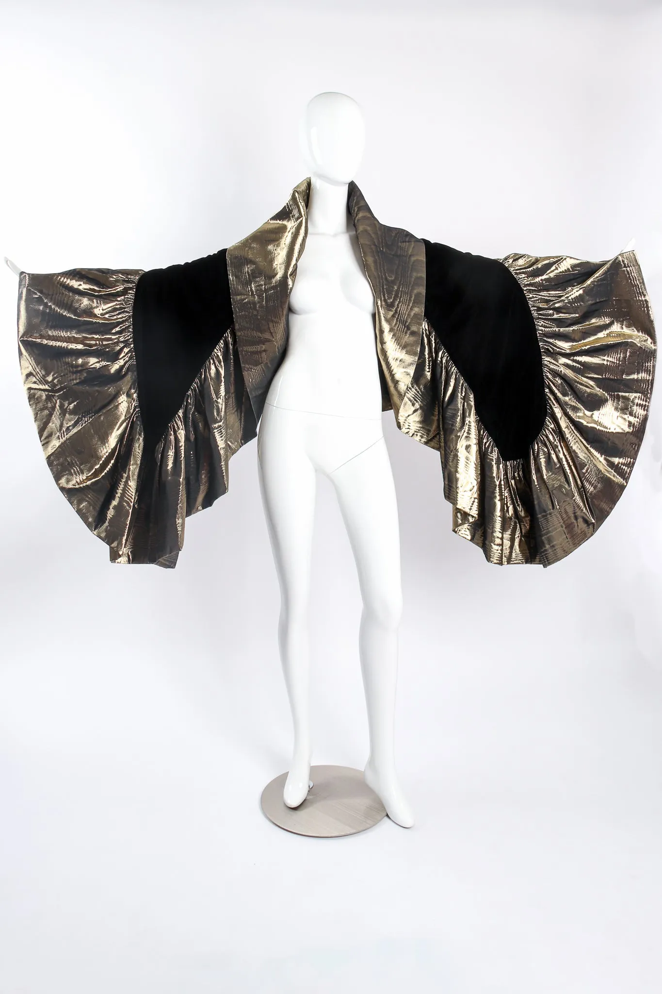 Metallic Moiré Velvet Ruffle Wrap