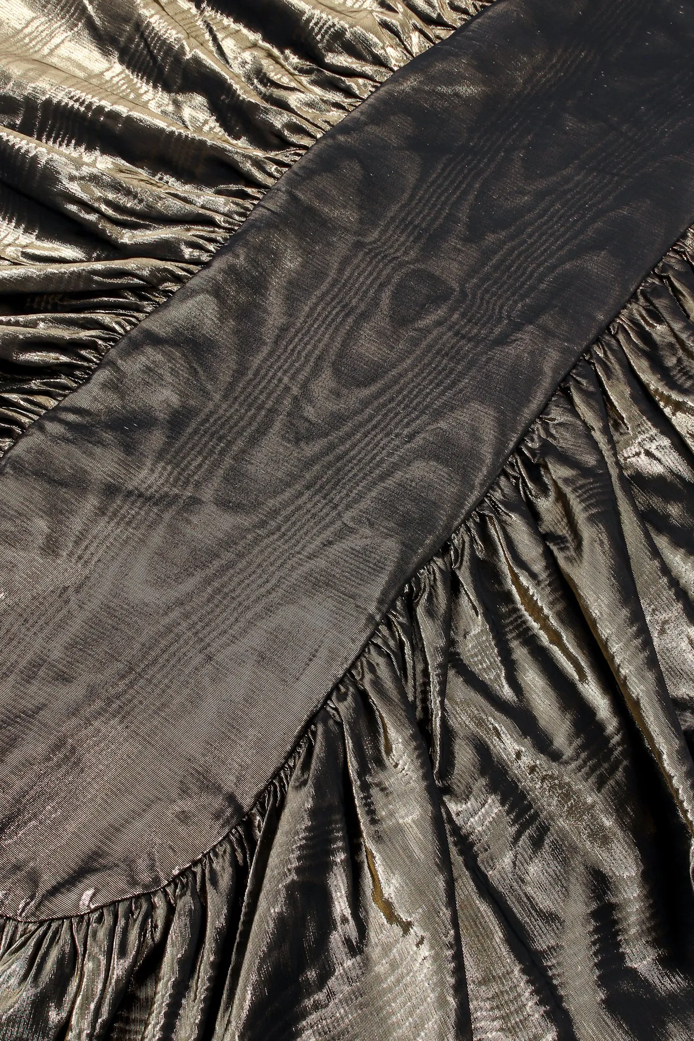 Metallic Moiré Velvet Ruffle Wrap