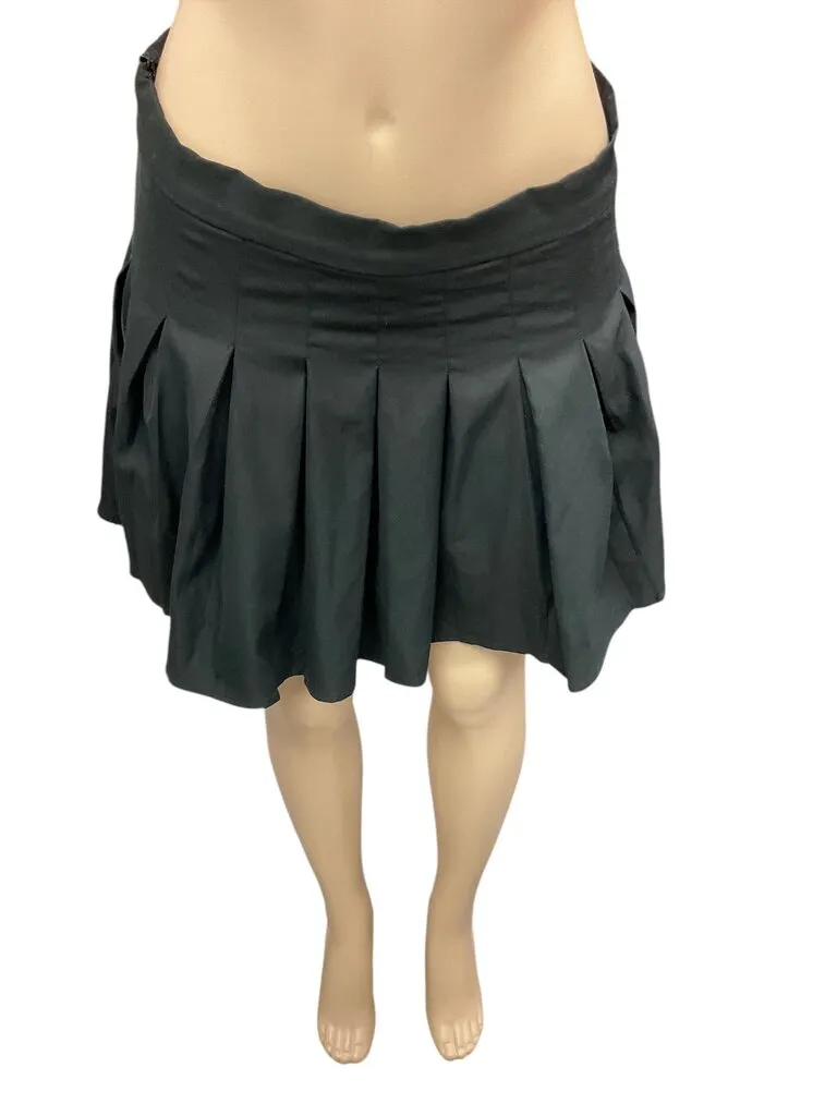 MOW pleated black skirt