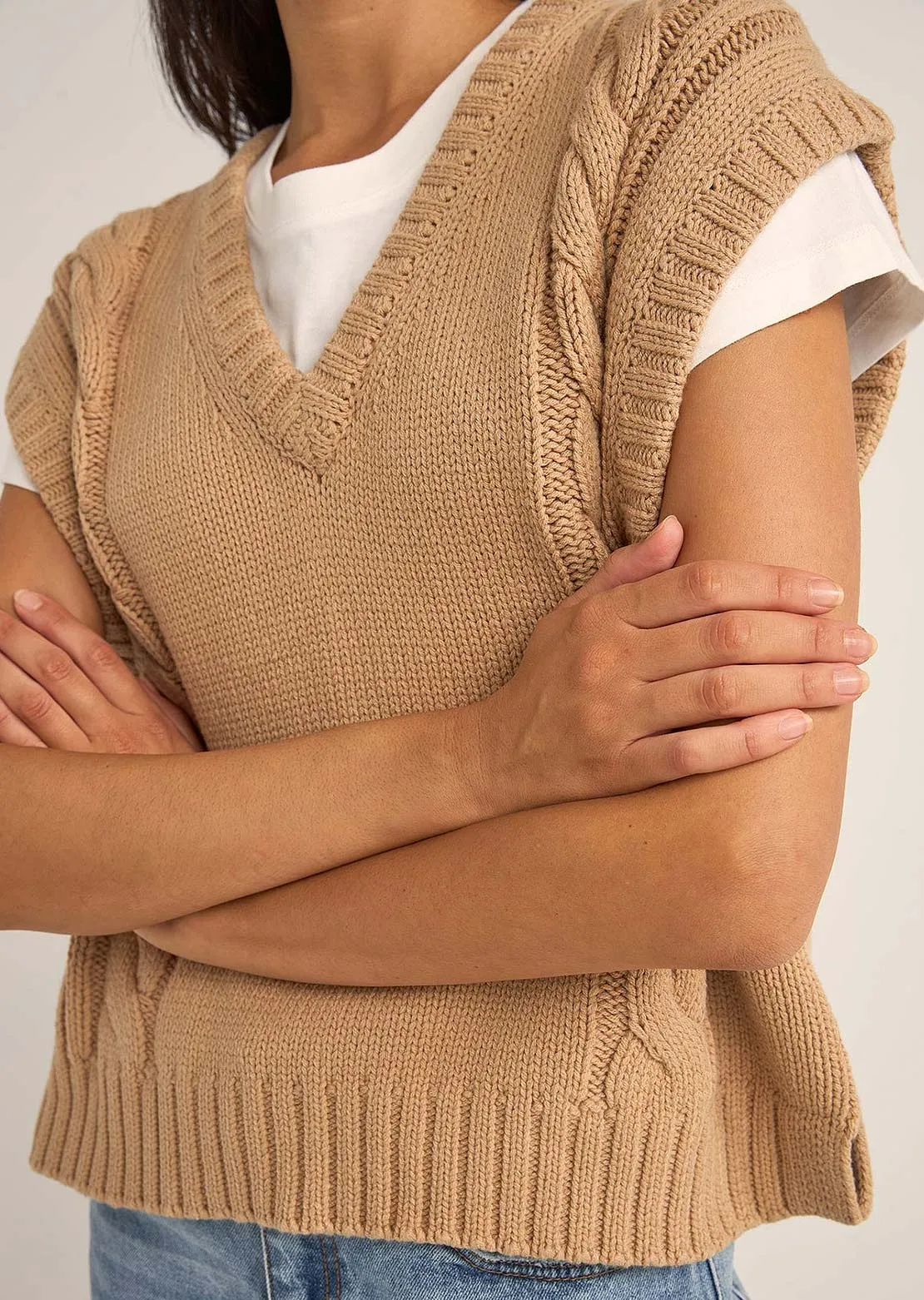 Rhythm Women's Finley Cable Knit Vest