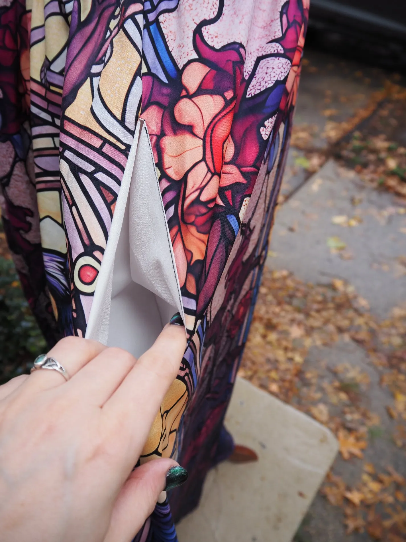 Rose Window Raven Maxi