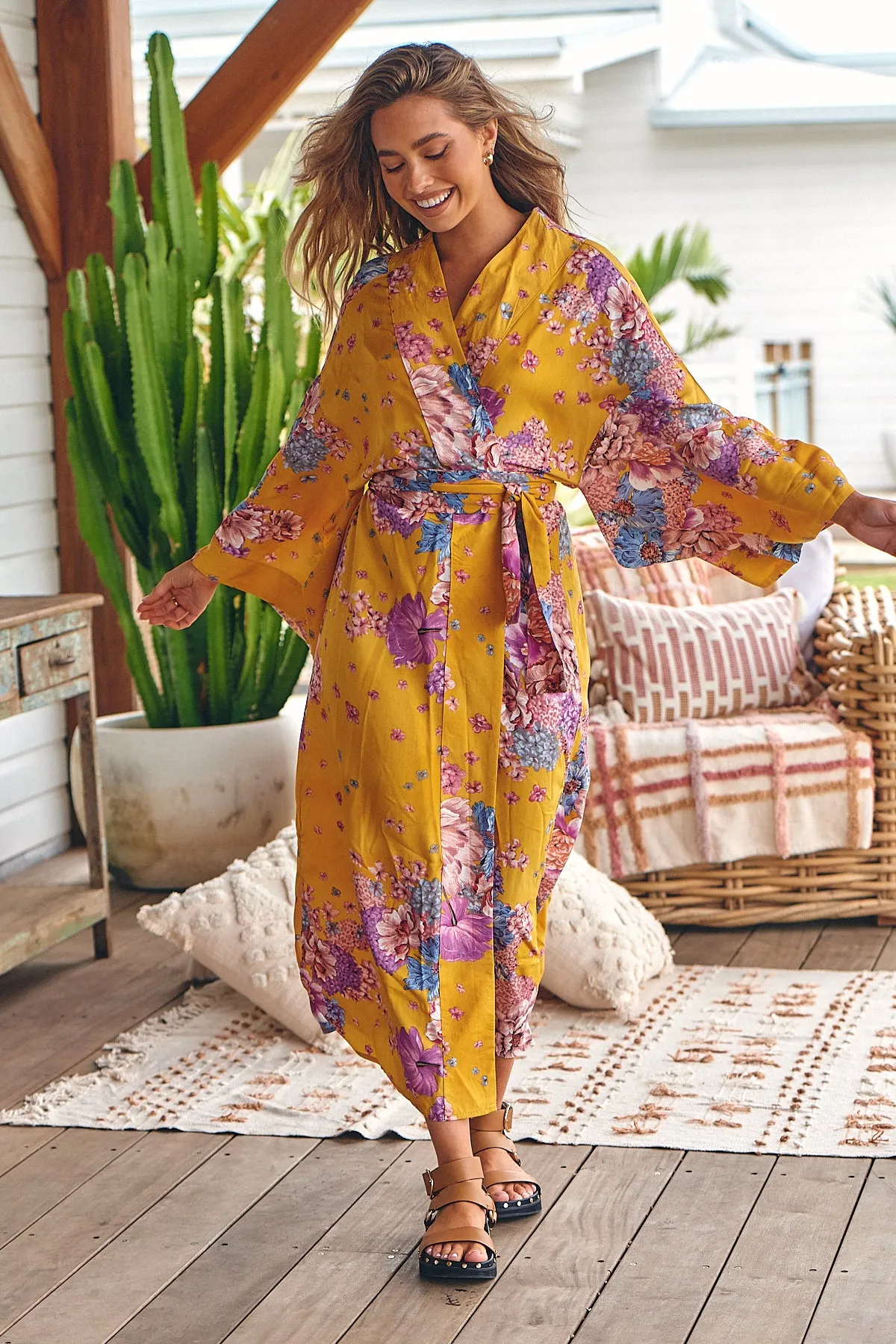Sumaya Print Gallery Kimono