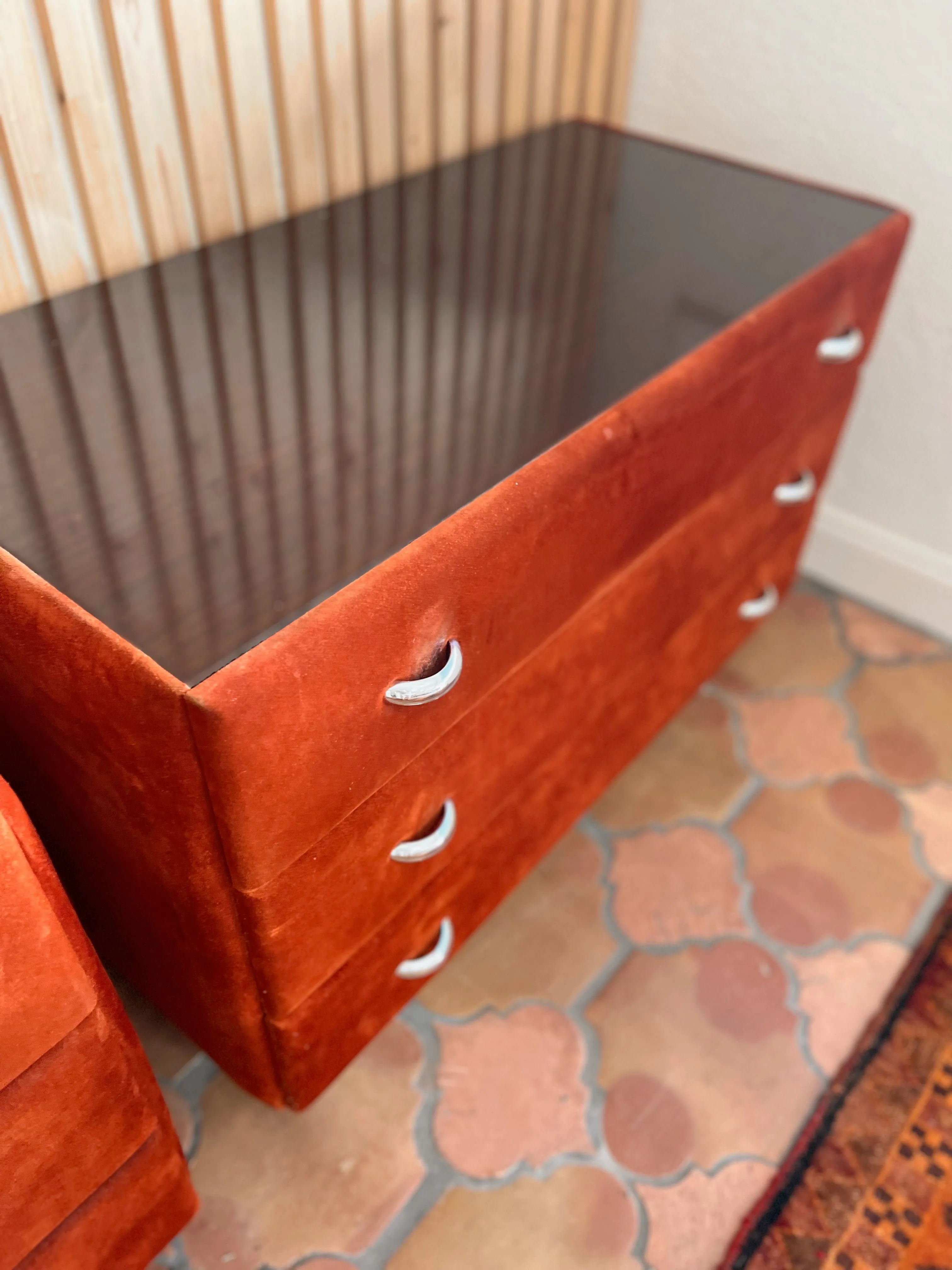 Verardo Vintage Suede Dresser