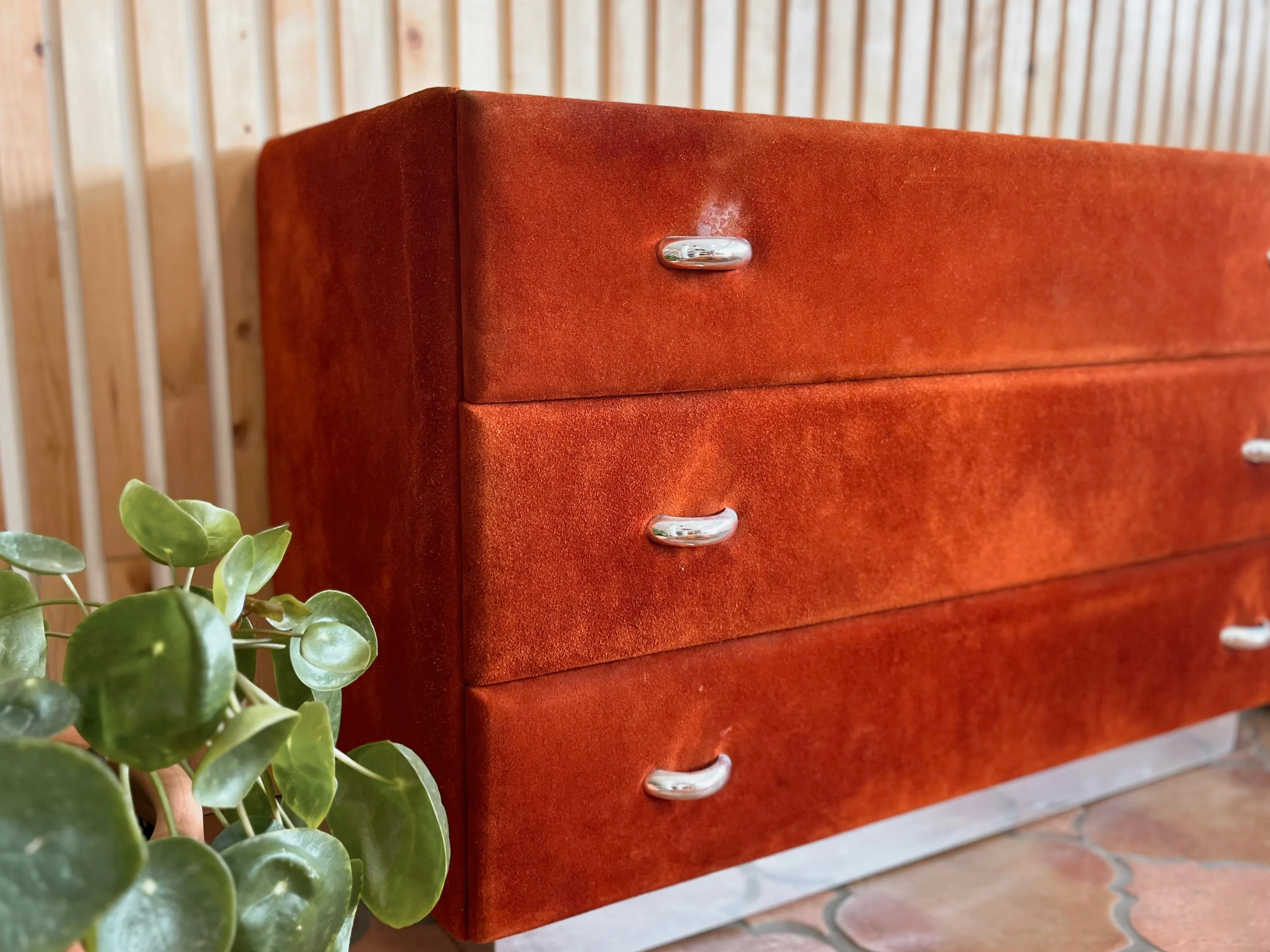 Verardo Vintage Suede Dresser