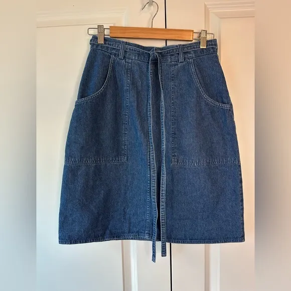 Vintage L.L. Bean Denim Wrap Pockets A-Line Jean Skirt Made in USA 100% Cotton